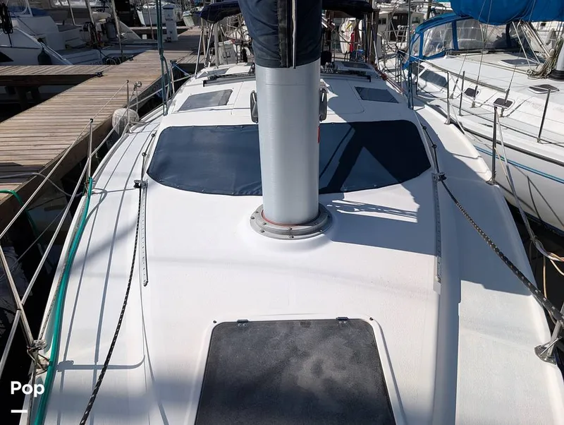 Slide: The Image of Hunter 36 1993 - 16372463