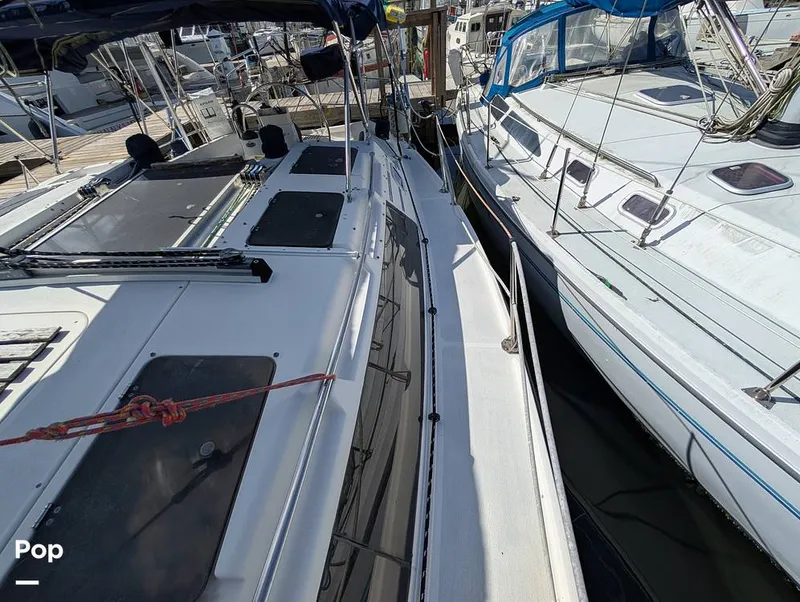 Slide: The Image of Hunter 36 1993 - 16372469