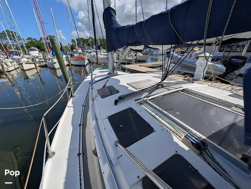 Slide: The Image of Hunter 36 1993 - 16372475