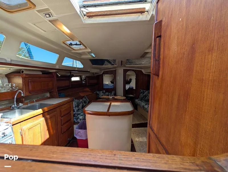 Slide: The Image of Hunter 36 1993 - 16372494