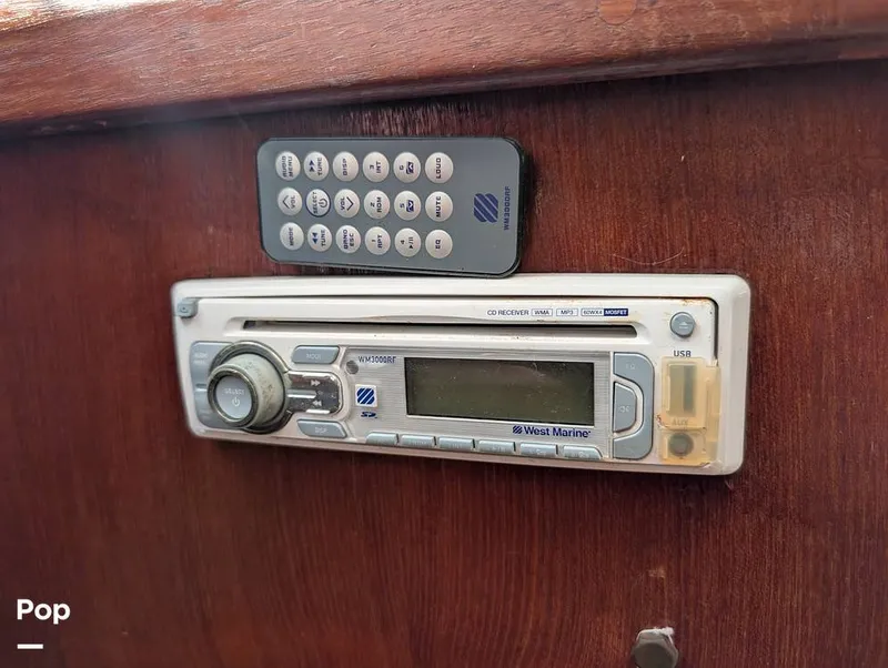 Slide: The Image of Hunter 36 1993 - 16372512