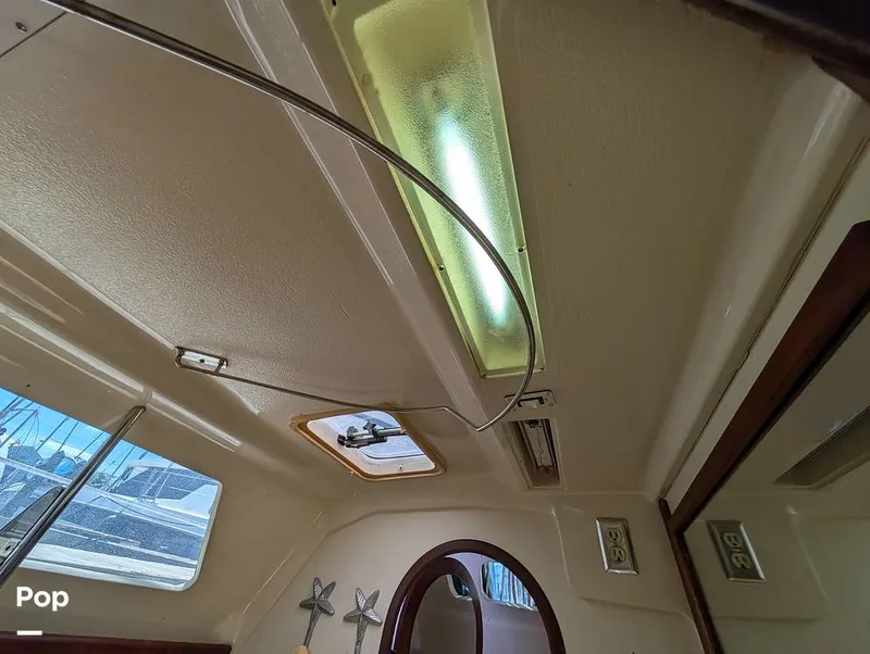 Slide: The Image of Hunter 36 1993 - 16372514