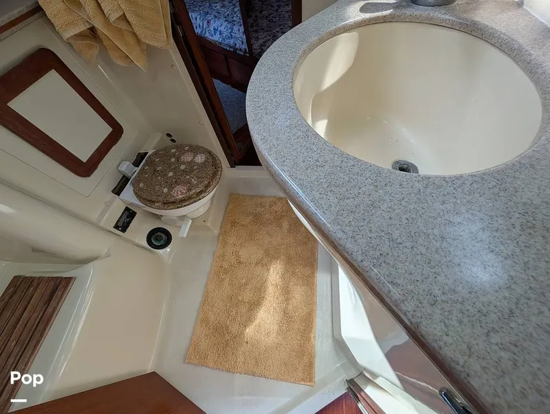 Slide: The Image of Hunter 36 1993 - 16372517