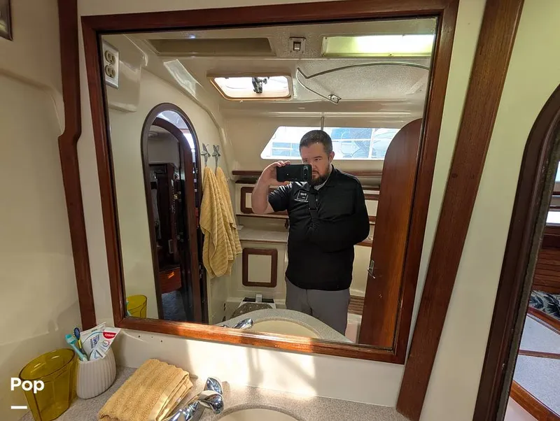 Slide: The Image of Hunter 36 1993 - 16372519