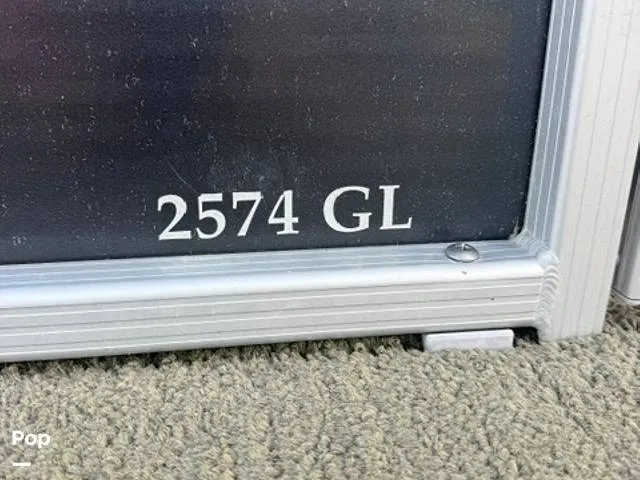 Slide: The Image of Bennington 2574GL 2014 - 16430326