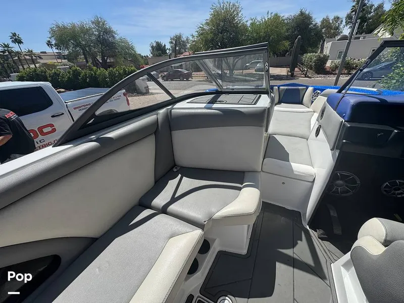 Slide: The Image of Tige R23 2018 - 16322813