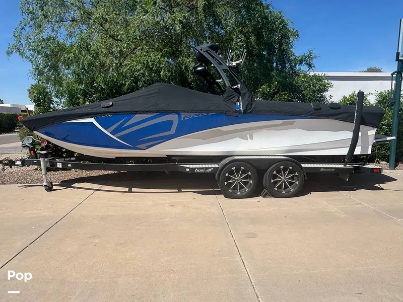 Slide: The Image of Tige R23 2018 - 16319524