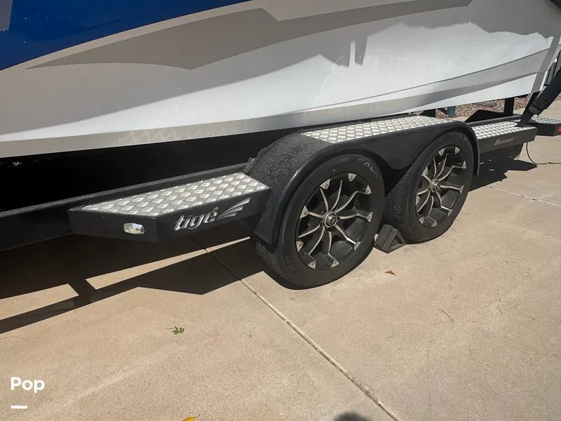 Slide: The Image of Tige R23 2018 - 16322854