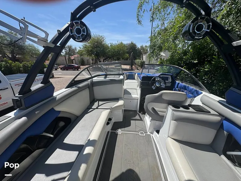 Slide: The Image of Tige R23 2018 - 16319527