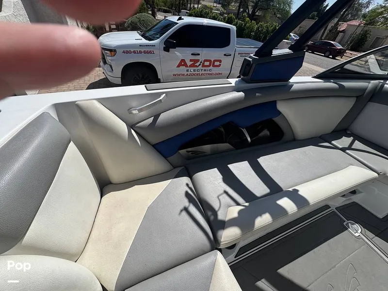 Slide: The Image of Tige R23 2018 - 16319528