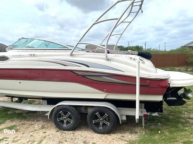 Slide: The Image of Sea Ray 240 SD 2004 - 16362669