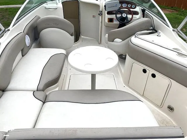 Slide: The Image of Sea Ray 240 SD 2004 - 16365163