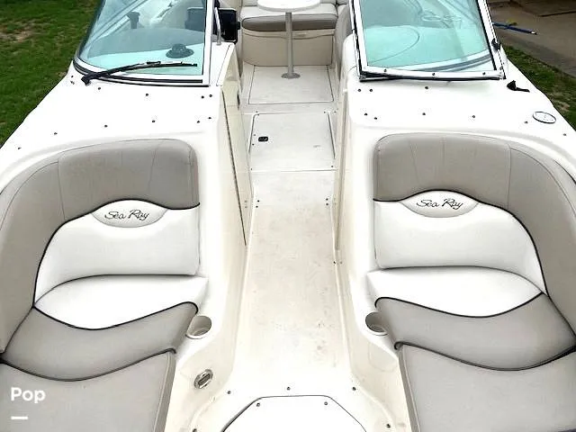 Slide: The Image of Sea Ray 240 SD 2004 - 16365507