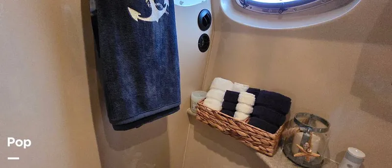 Slide: The Image of Cruisers 320 Express 2004 - 16321744