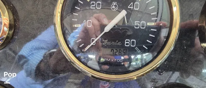 Slide: The Image of Cruisers 320 Express 2004 - 16321755