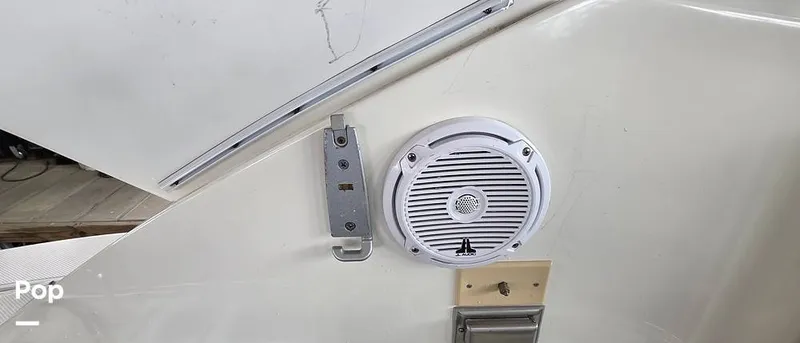 Slide: The Image of Cruisers 320 Express 2004 - 16321760