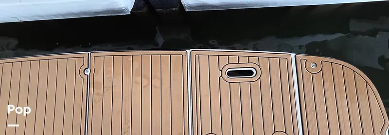 Slide: The Image of Cruisers 320 Express 2004 - 16321766