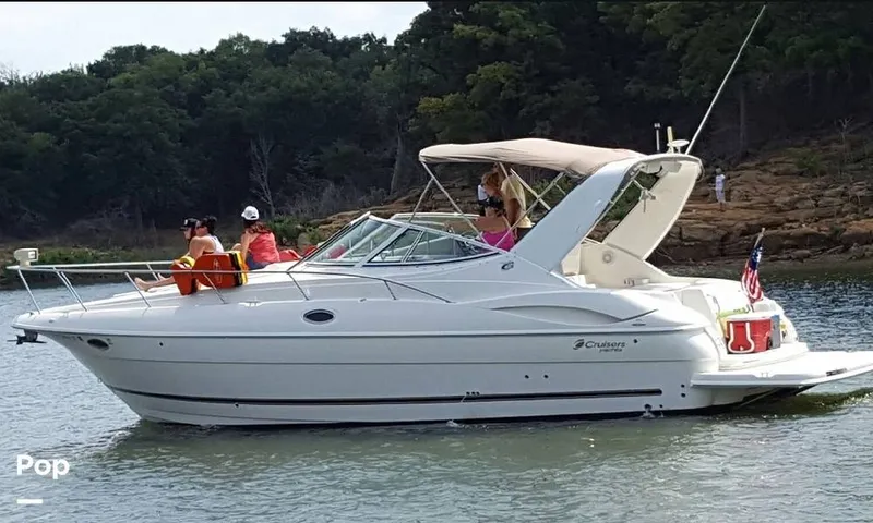 Slide: The Image of Cruisers 320 Express 2004 - 16317169