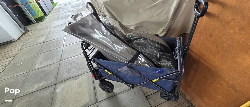 Slide: The Image of Cruisers 320 Express 2004 - 16321624