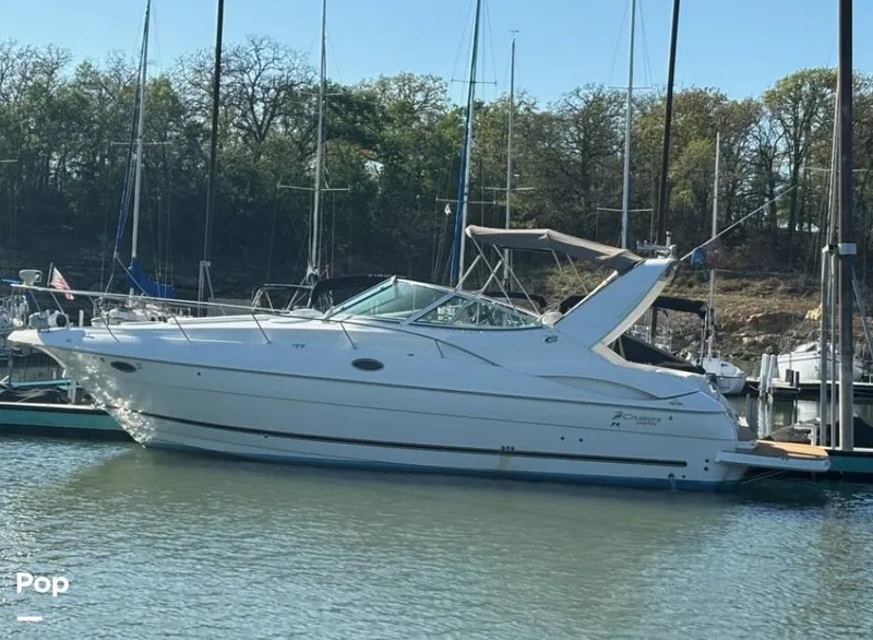 Slide: The Image of Cruisers 320 Express 2004 - 16321972