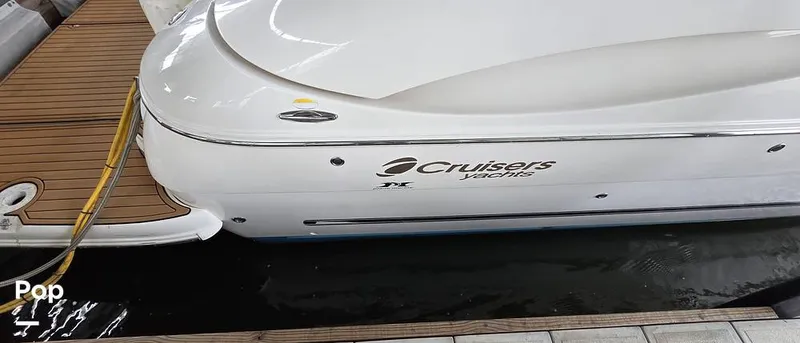 Slide: The Image of Cruisers 320 Express 2004 - 16321666