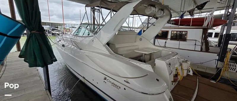 Slide: The Image of Cruisers 320 Express 2004 - 16321669