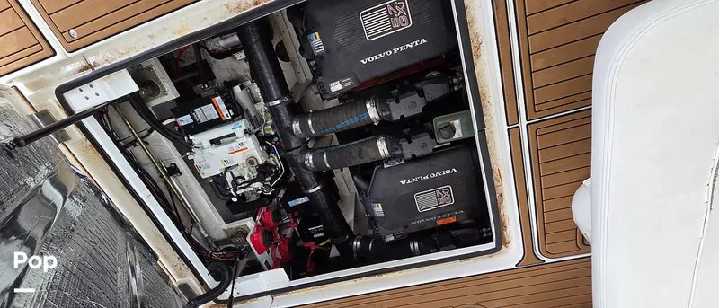 Slide: The Image of Cruisers 320 Express 2004 - 16321695