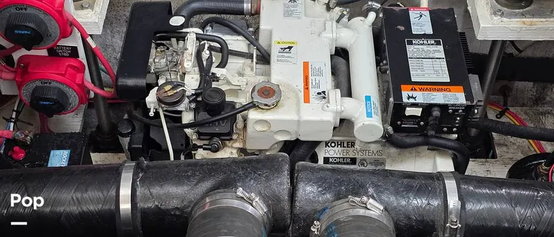 Slide: The Image of Cruisers 320 Express 2004 - 16321699