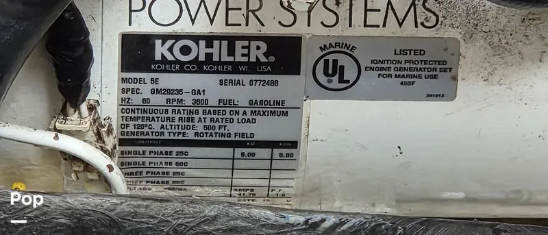 Slide: The Image of Cruisers 320 Express 2004 - 16321700