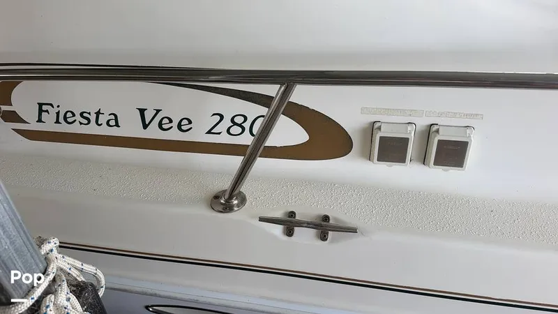 Slide: The Image of Rinker Fiesta Vee 280 1999 - 16335300