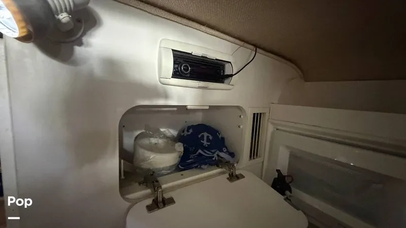 Slide: The Image of Rinker Fiesta Vee 280 1999 - 16335346