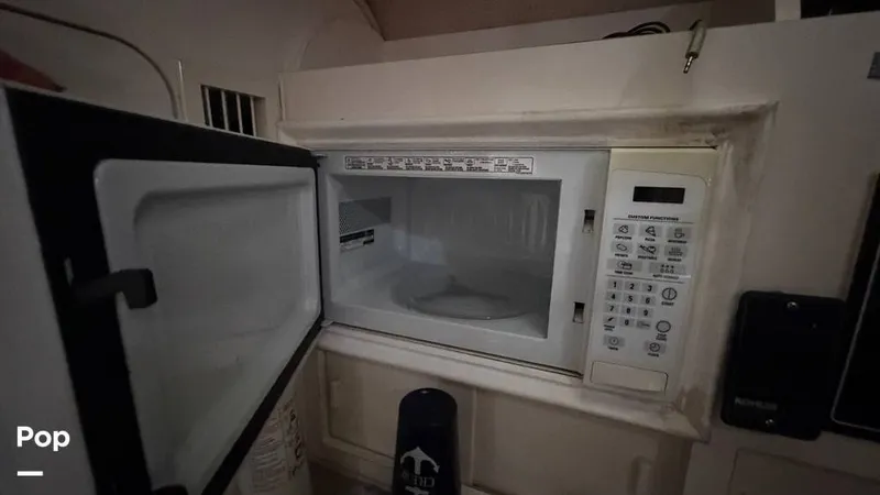 Slide: The Image of Rinker Fiesta Vee 280 1999 - 16335349