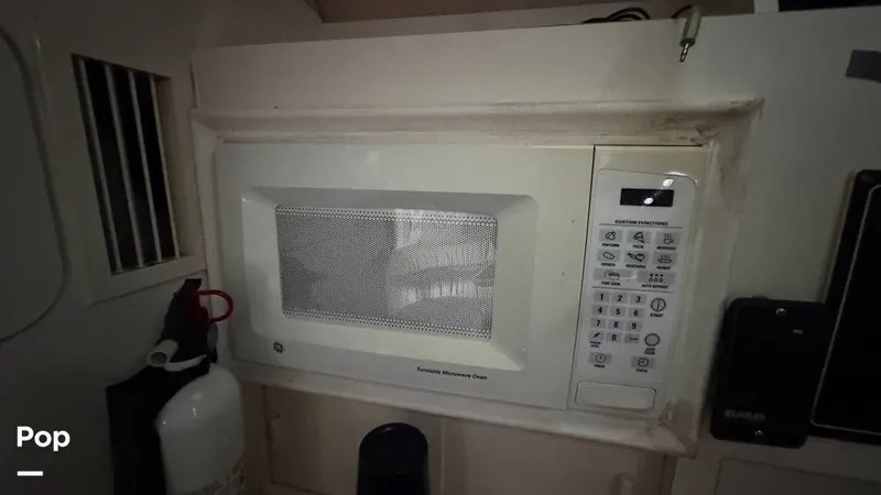 Slide: The Image of Rinker Fiesta Vee 280 1999 - 16335350