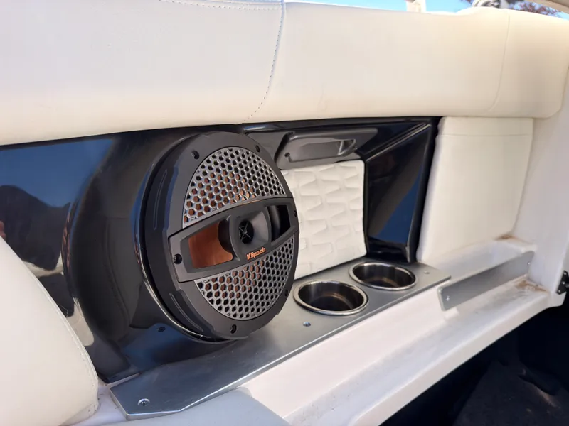 Slide: The Image of Mastercraft X22 2023 - 52