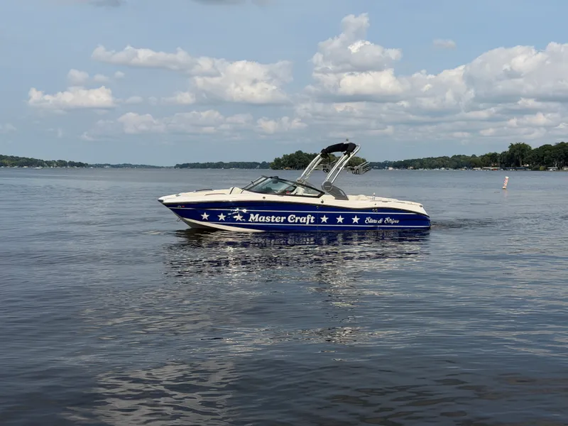 Slide: The Image of Mastercraft X22 2023 - 10