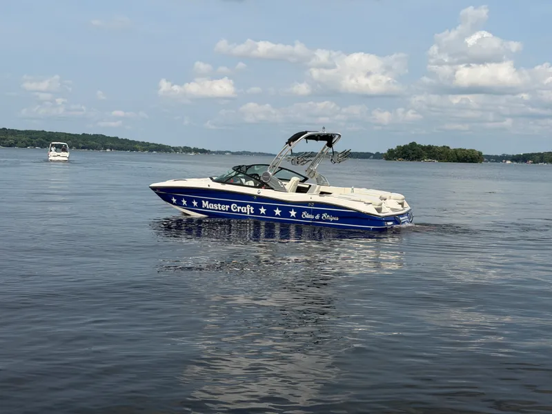 Slide: The Image of Mastercraft X22 2023 - 12