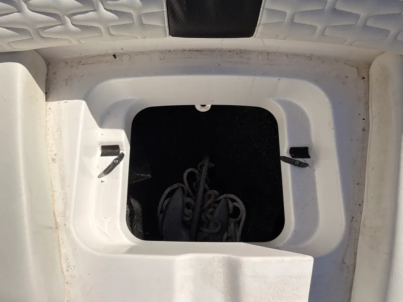 Slide: The Image of Mastercraft X22 2023 - 48