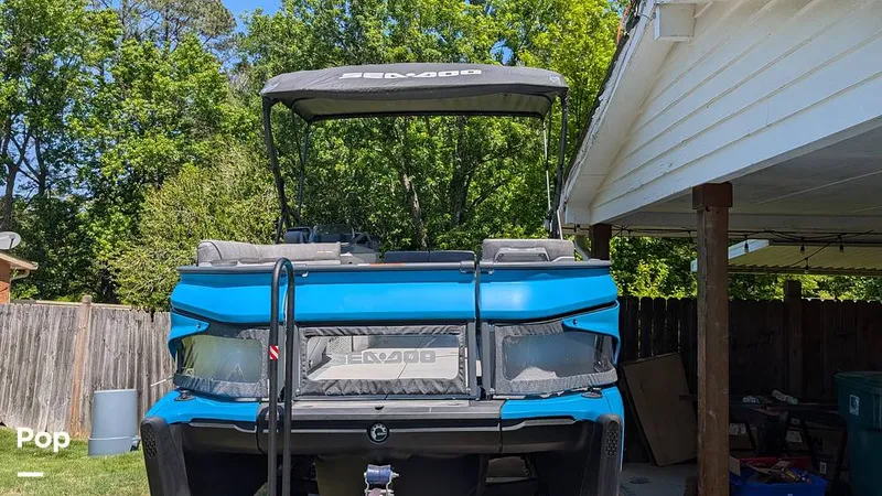 Slide: The Image of Sea-Doo Switch Cruise 18 2023 - 16388325