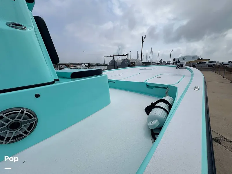 Slide: The Image of Non-skid Deck - 16373360