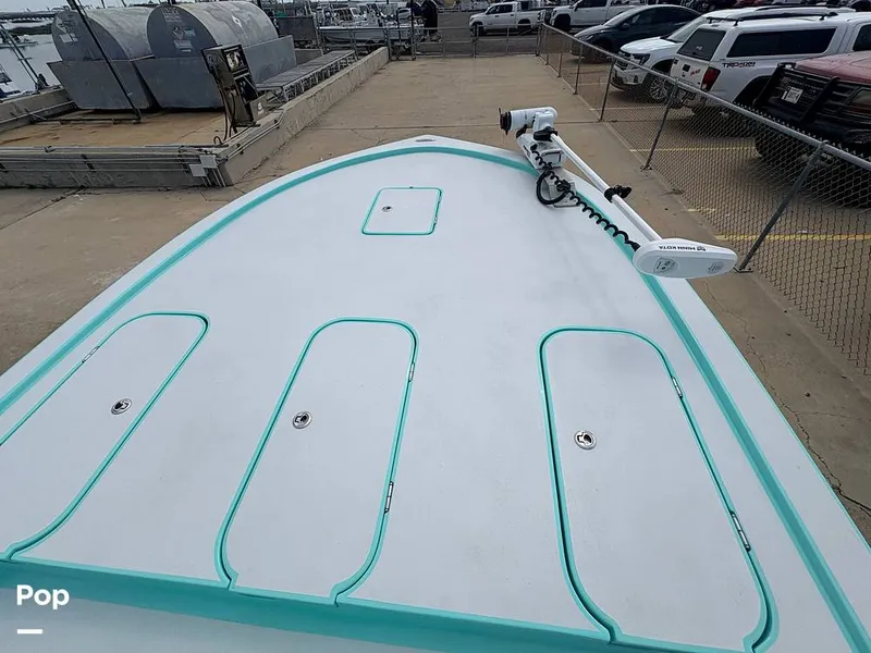 Slide: The Image of Bow Casting Deck With Compartment Storage - 16373447