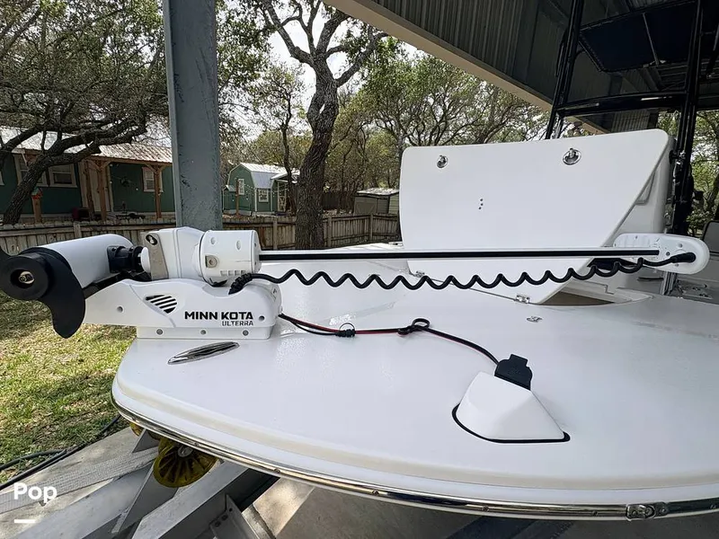 Slide: The Image of Minn Kota Ulterra Trolling Motor - 16338679