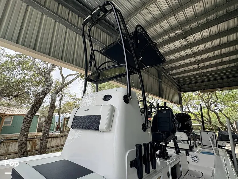 Slide: The Image of Tower/light Bar/adjustable Bimini - 16338682