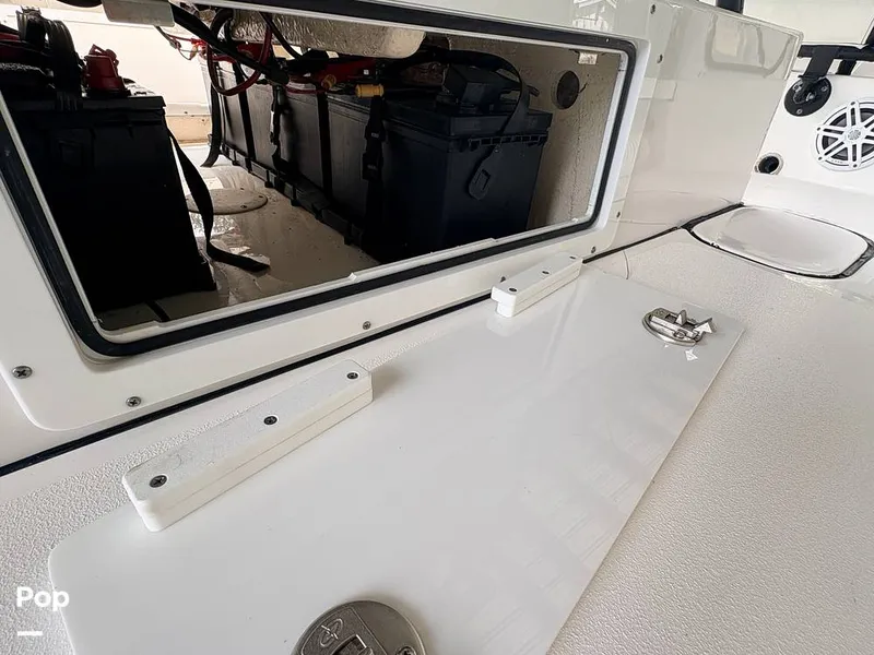 Slide: The Image of Compartment Storage/batteries - 16338684