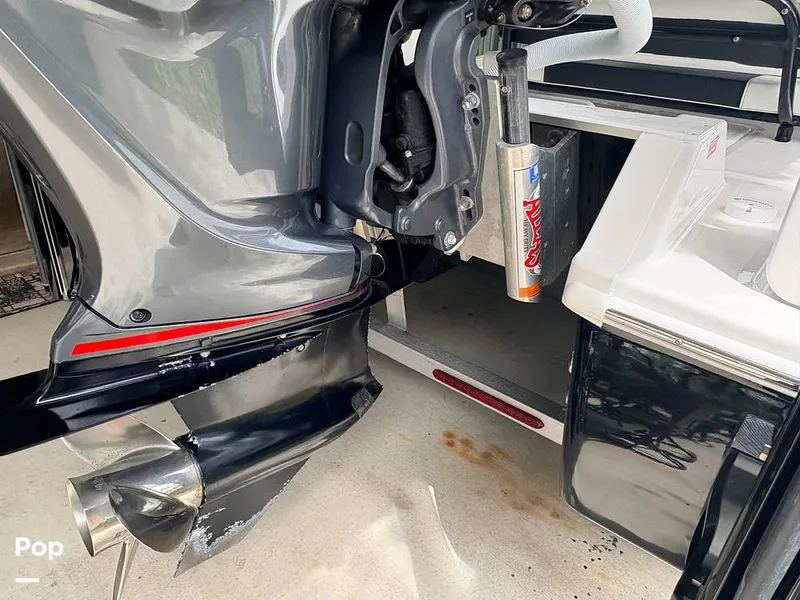 Slide: The Image of Engine/jack Plate - 16338701