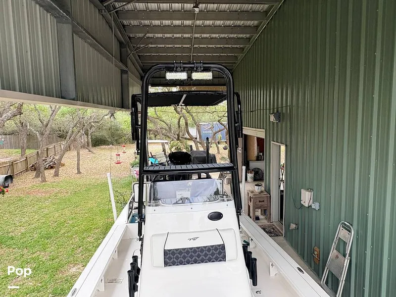 Slide: The Image of Tower/light Bar/adjustable Bimini - 16338746