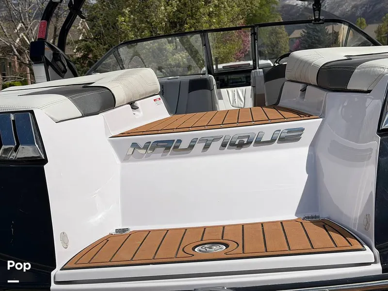Slide: The Image of Nautique Super Air Nautique G23 2013 - 16322132