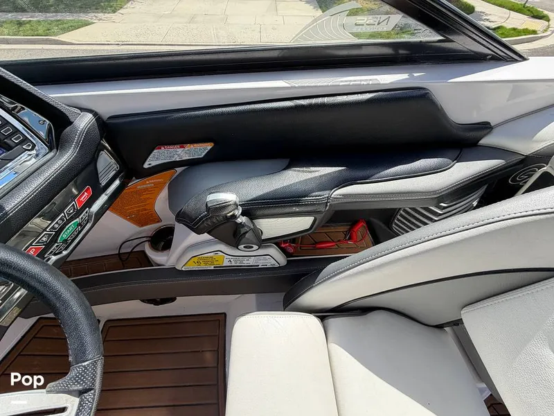 Slide: The Image of Nautique Super Air Nautique G23 2013 - 16321918