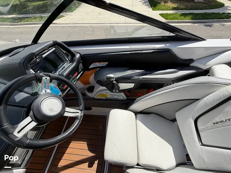 Slide: The Image of Nautique Super Air Nautique G23 2013 - 16321921