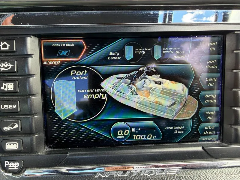 Slide: The Image of Nautique Super Air Nautique G23 2013 - 16321948