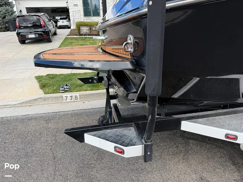 Slide: The Image of Nautique Super Air Nautique G23 2013 - 16321968